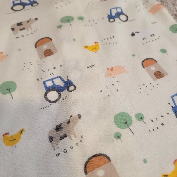 Like New! Magnetic Me Footed Pajamas, 100% Organic Cotton- Size 0-3 Months Size - Picture 3 of 6